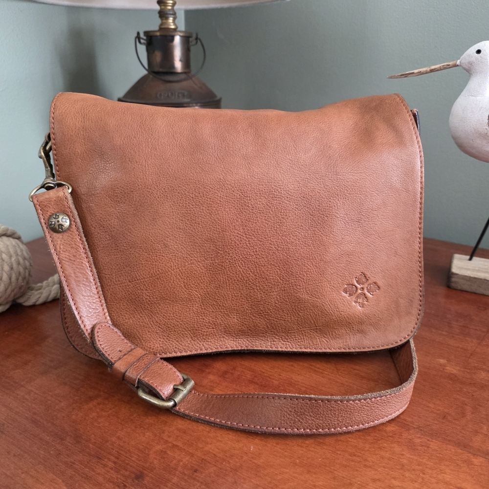 Patricia Nash Crossbody Messenger Tan Leather Bag